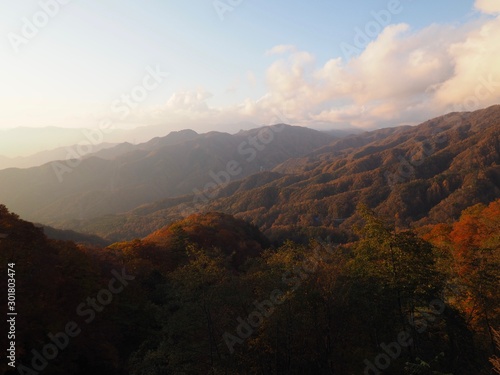 Japanese Autumn Mountain Photography © Yuu113