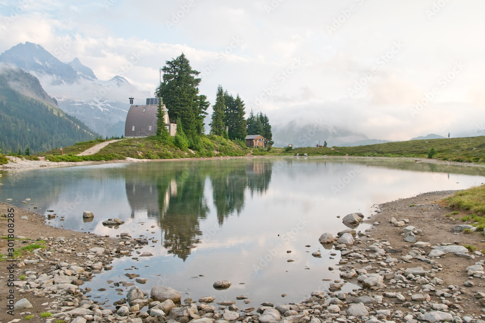 Camping in beautiful Elfin lakes 