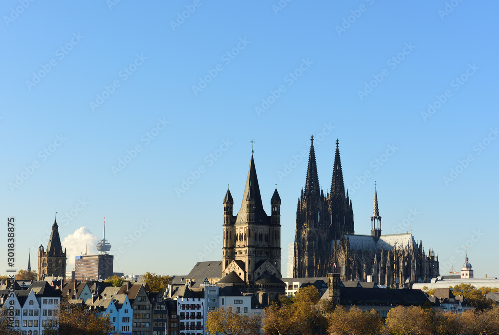 kölner dom und gross st martin in köln, deutschland