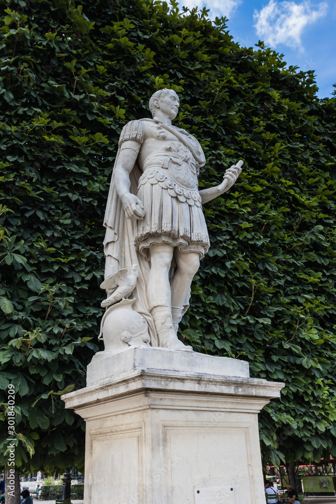 A statue of Julius Cesar by Ambrogio Parisi in the Jardin des Tuileries, Paris