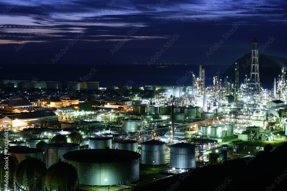 Fototapeta premium 工場夜景