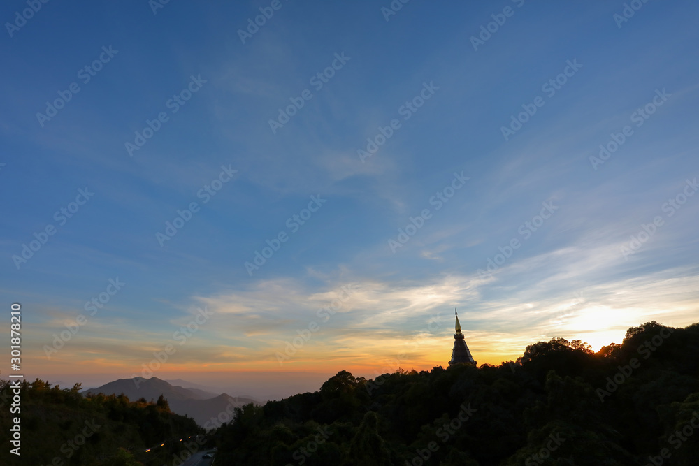 Obraz premium beautiful landscape, landmark of pagoda in doi Inthanon national park at Chiang Mai, Thailand