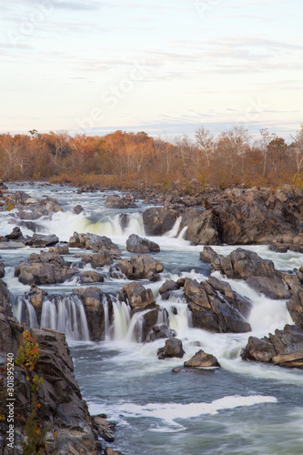 Great Falls Wasserfälle im Herbst