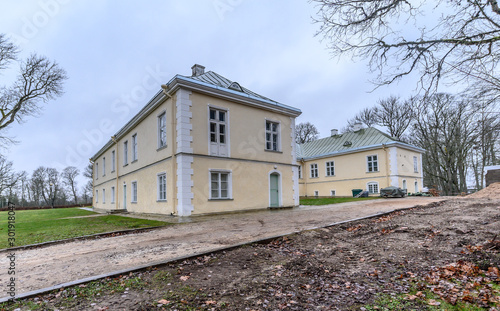 albu manor estonia