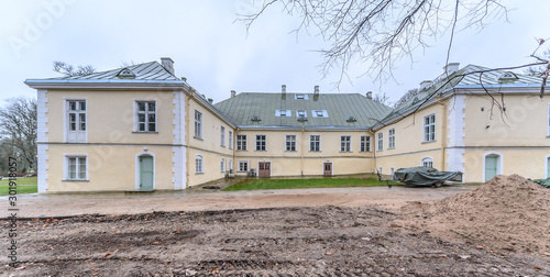 albu manor estonia © Urmas