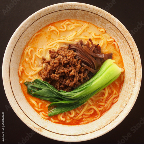 旨辛担々麺