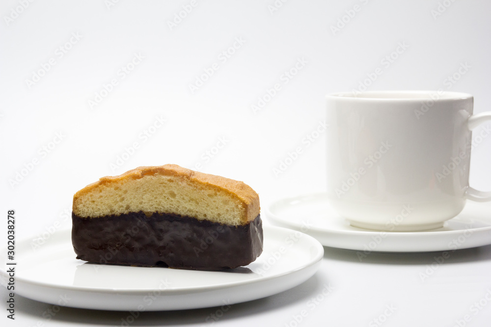 Rodaja de bizcocho con chocolate Rodaja de bizcocho con chocolate