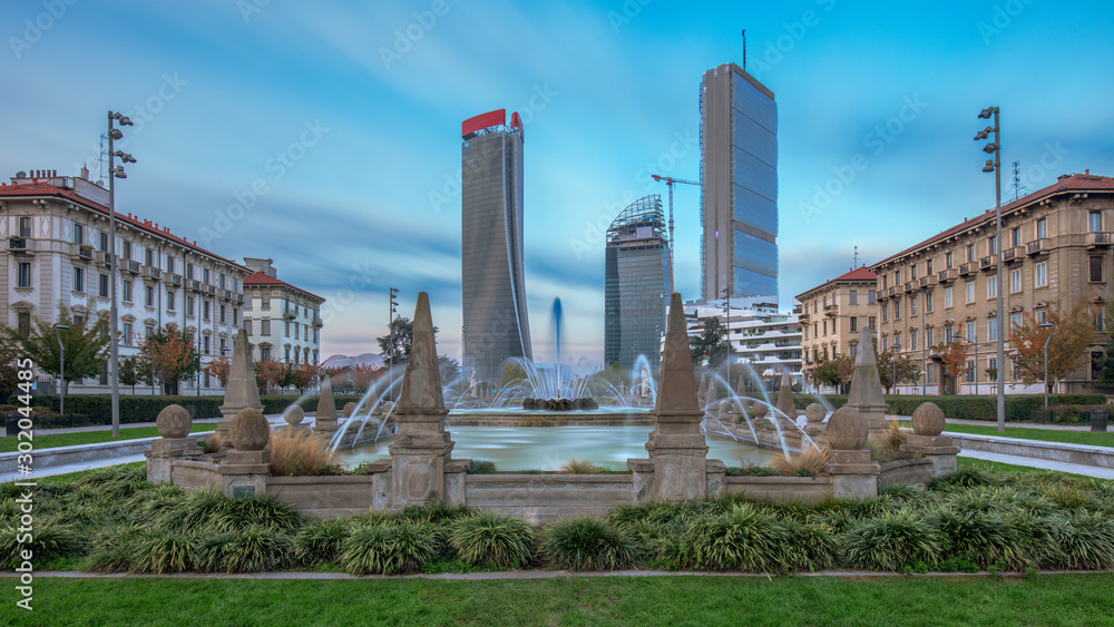 Obraz premium The new skyscraper is almost finished