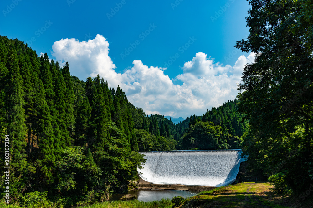 Fototapeta premium 白水溜池堰堤