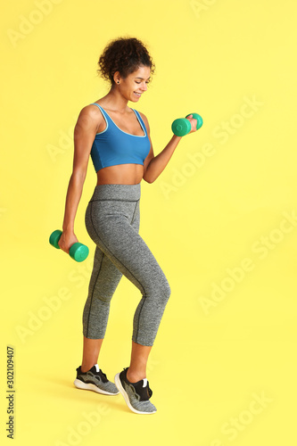 Sporty African-American wom...