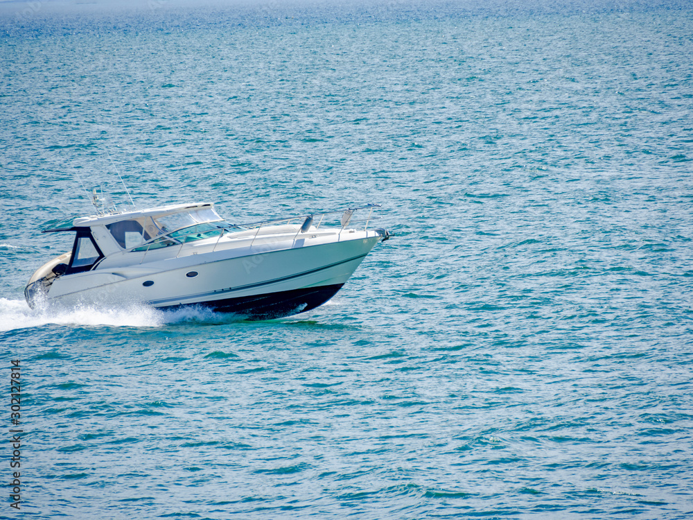 Cruiser Planing Cruiser Planing
