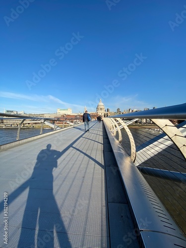 Quadro su tela St Paul’s Cathedral from the Millenium Bridge, London