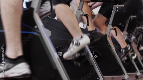 Fixed shot of a spinning group lesson