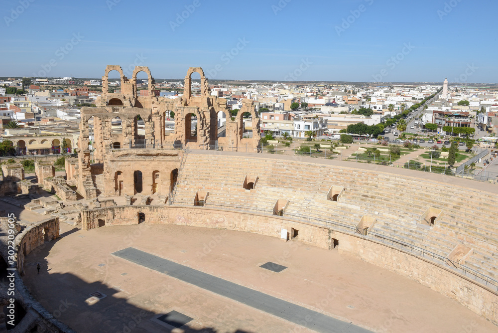 Fototapeta premium Roman amphitheater of El Jem on Tunisia