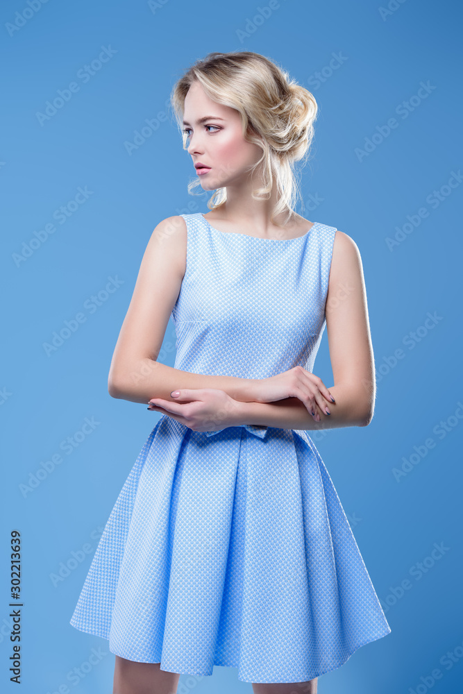 Fototapeta premium pretty girl in blue dress