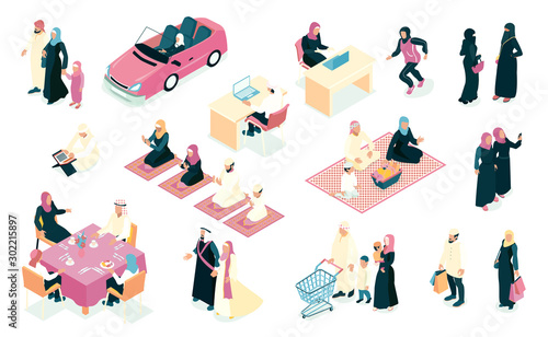 Arab Families Isometric Icons Set