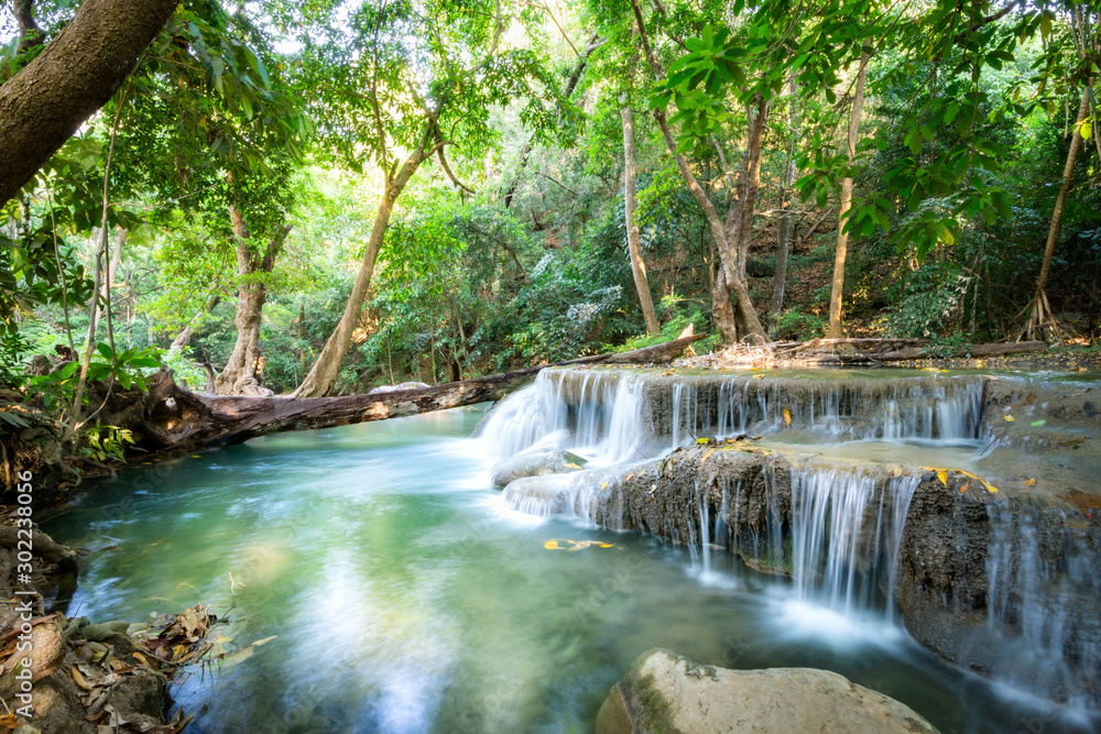 Naklejka premium Beautiful Waterfall in tropical forest of Thailand.