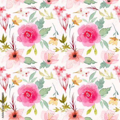 Wallpaper Mural  pink flower watercolor pattern Torontodigital.ca