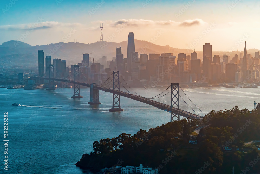 Aerial view of the Bay Bridge in San Francisco, CA - obrazy, fototapety, plakaty 