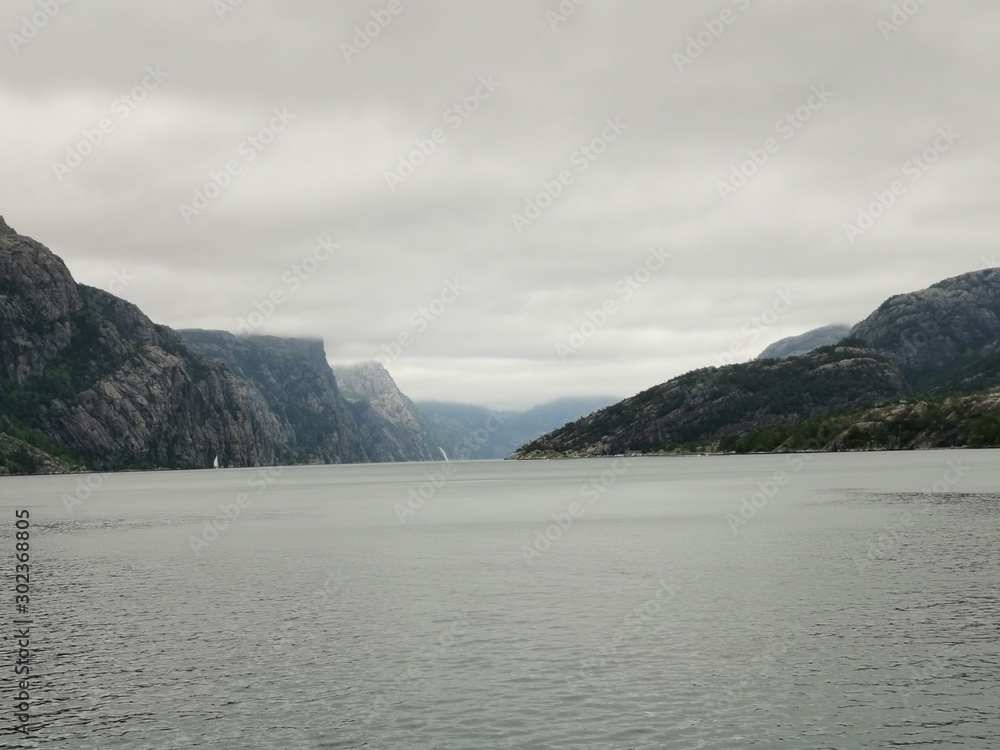 Obraz premium Cruise Preikestolen Pulpit Rock Lysefjord Stavanger Norway