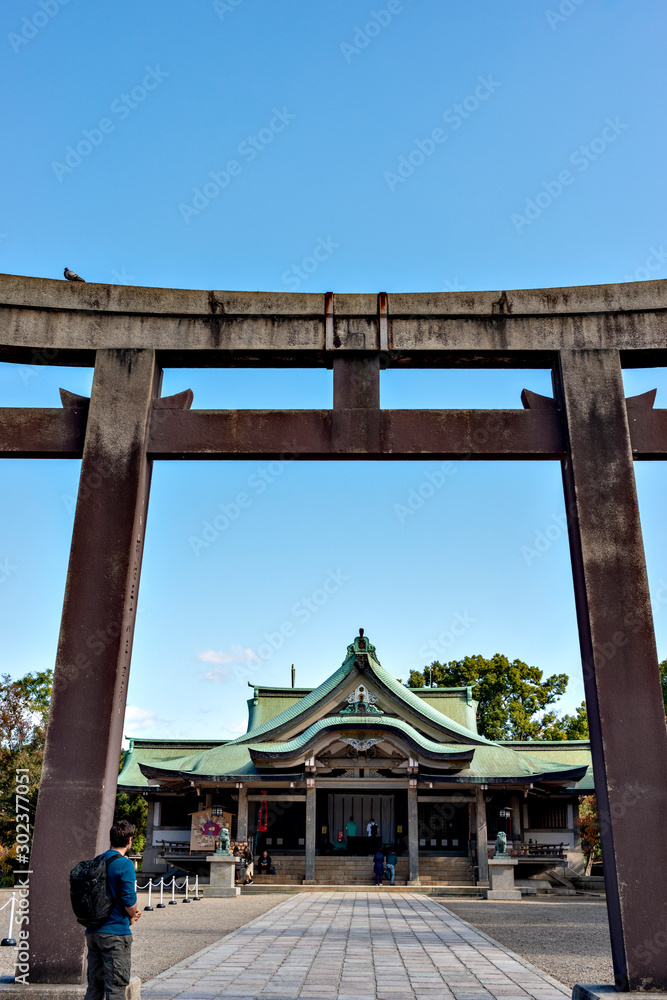 Hokoku shrine besides Osaka-jo castle Hokoku shrine besides Osaka-jo castle