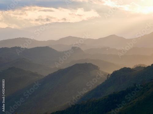 panoramic view of the mountains © Watthana Tirahimonch