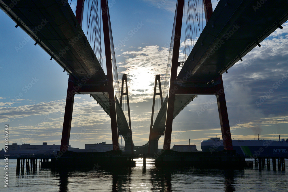 Fototapeta 名港西大橋からの日の出