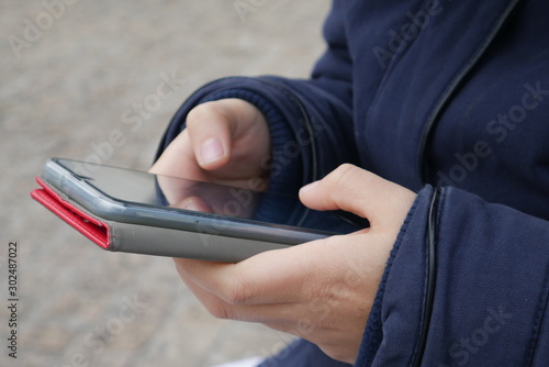 Hands on phone 