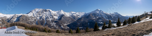 Vallée du Champsaur vue des pistes de ski d'Orcières-Merlette