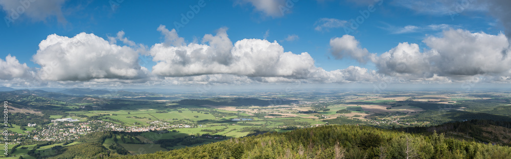 Fototapeta premium Panorama ze szczytu Kopy Biskupiej