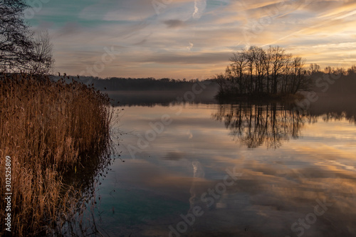 Morgens am See