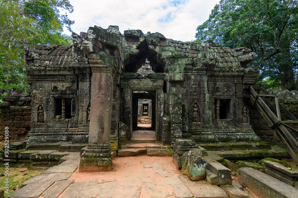 ruins of angkor wat complex at cambodia