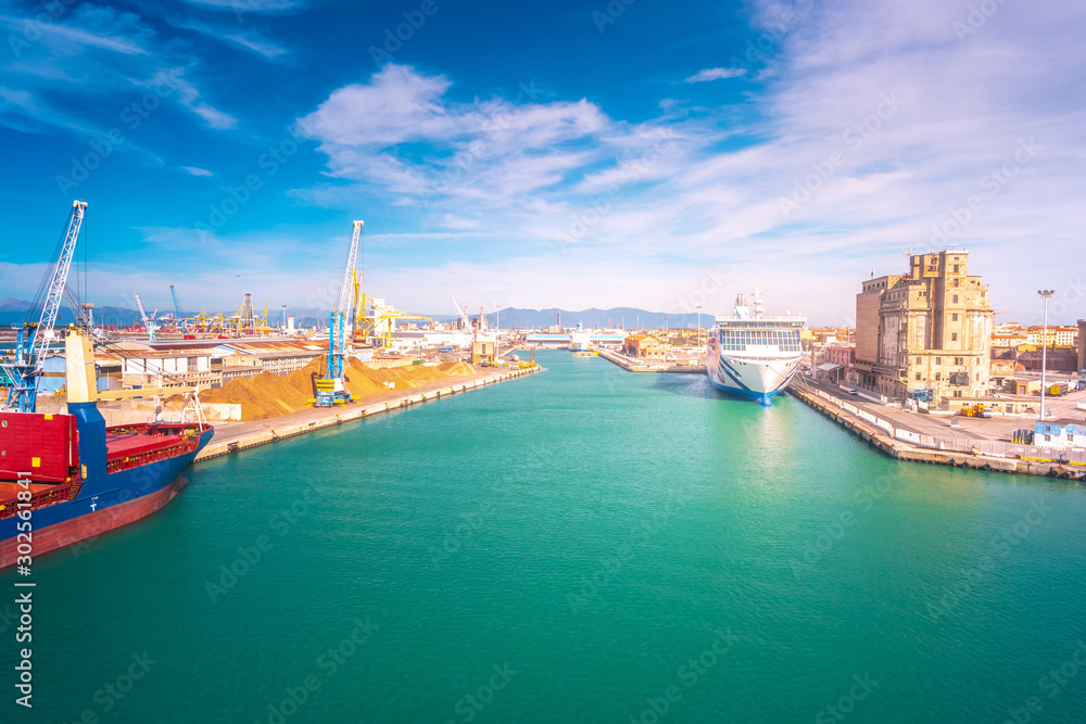 Port of Livorno, one of the largest Italian seaports and one of the largest seaports in the Mediterranean Sea. - obrazy, fototapety, plakaty 
