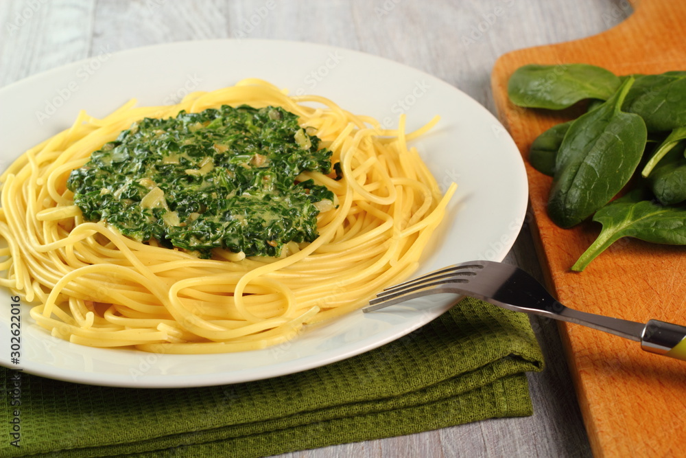 Pasta with Spinach Pasta with Spinach