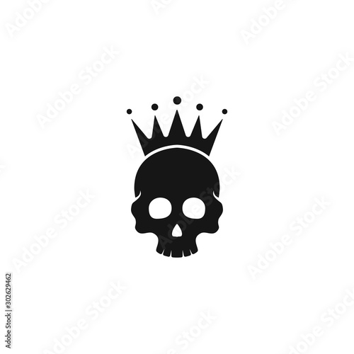 skull logo with crown vector icon template illustration