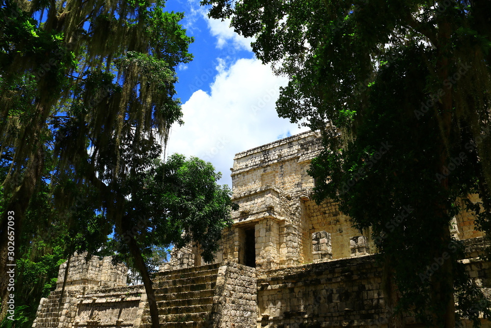 Ruinas mayas en la penínsual de yucatán Ruinas mayas en la penínsual de yucatán