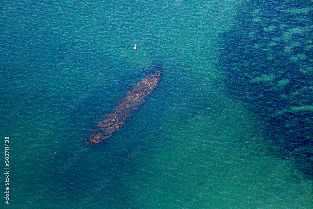 Obraz premium The Cape Cod Shipwreck S.S. Longstreet