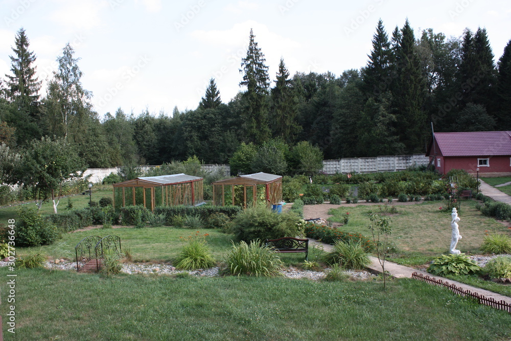 Obraz premium house in garden