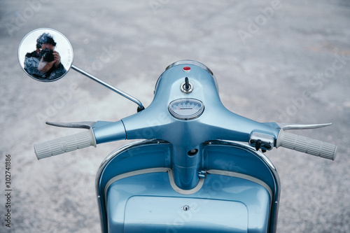 motocicleta scooter restaurada