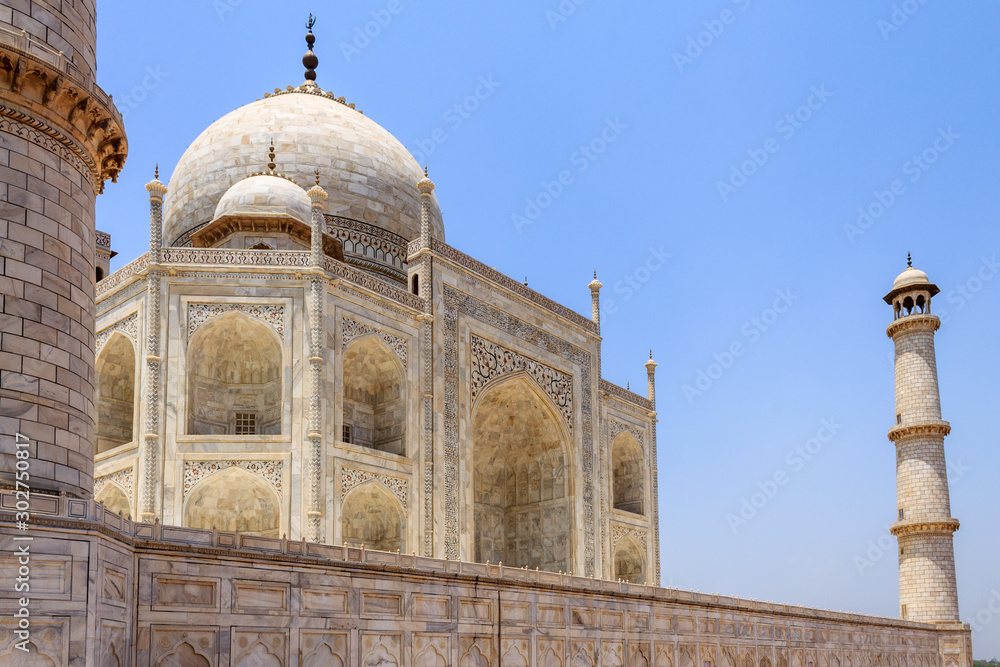 Close view on Taj Mahal with Minaret. UNESCO World Heritage in Agra, Uttar Pradesh, India