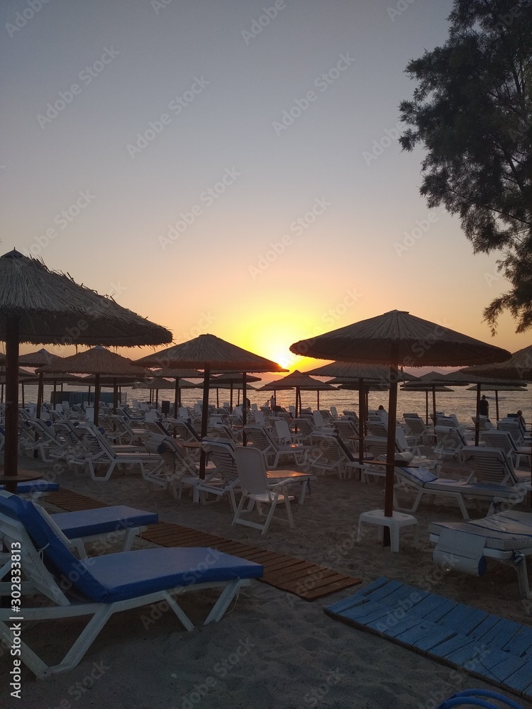 Fototapeta premium beach at sunset