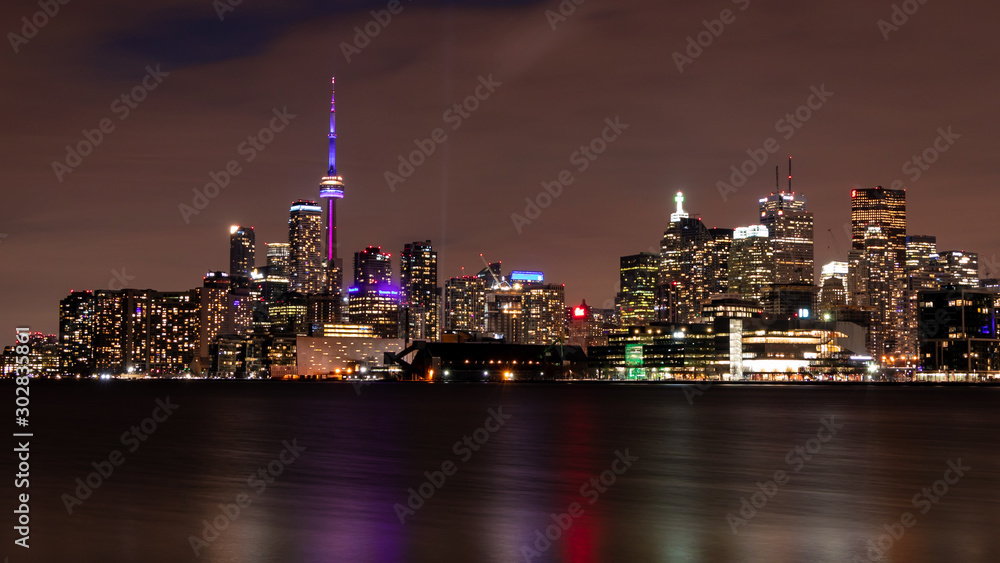 Toronto skyline at night