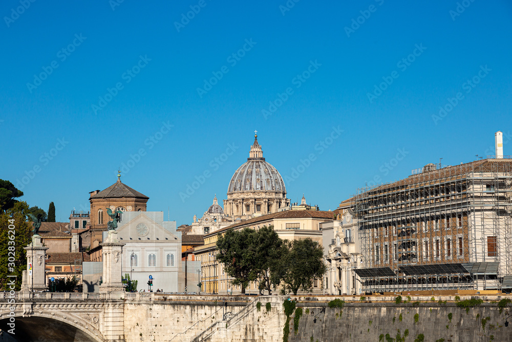 View to Saint Peter basilica