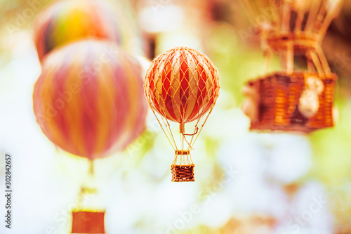 Fotografi Multiple balloons with selective focus - concept of free flight and ballooning