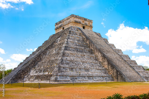 Temple of Kukulkan  pyramid in Chichen Itza  Yucatan  Mexico.
