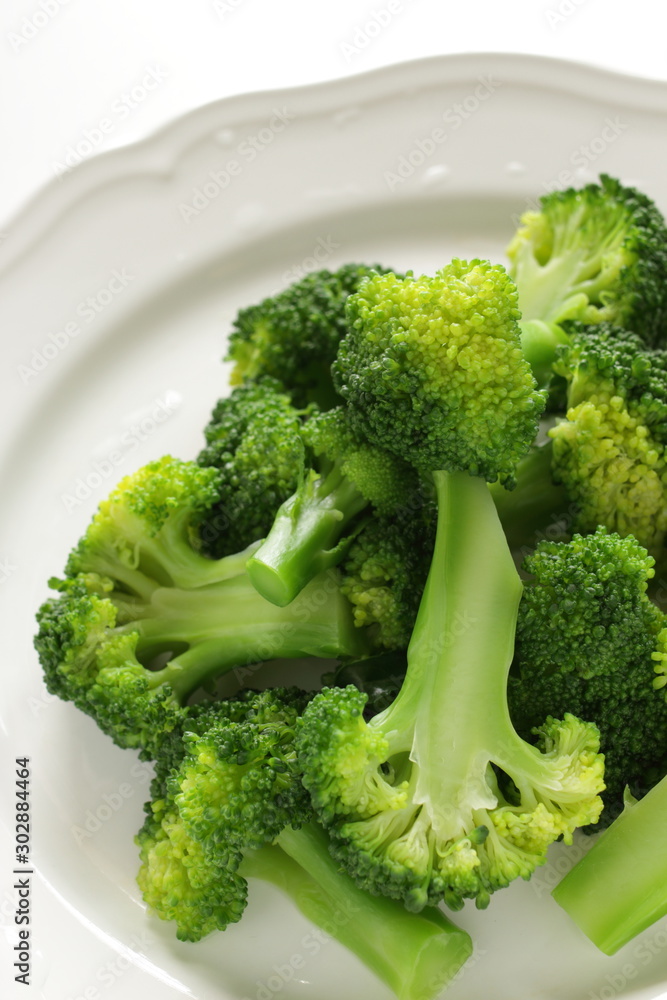 boiled broccoli on dish for healthy Chinese food image boiled broccoli on dish for healthy Chinese food image
