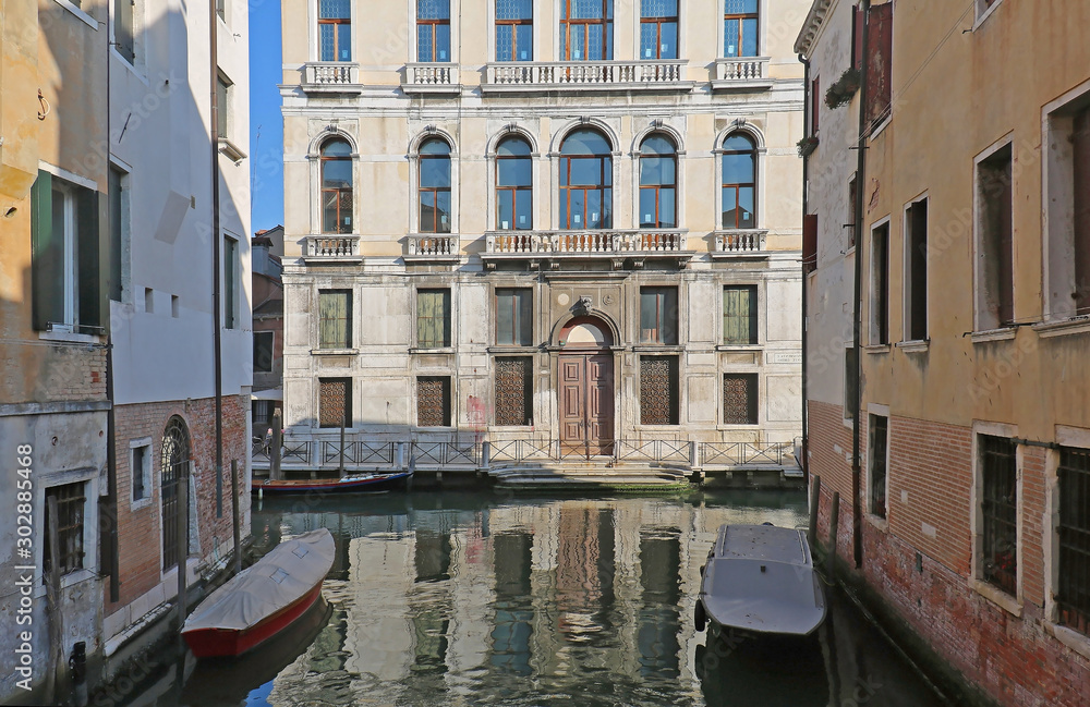 Small Venice bay
