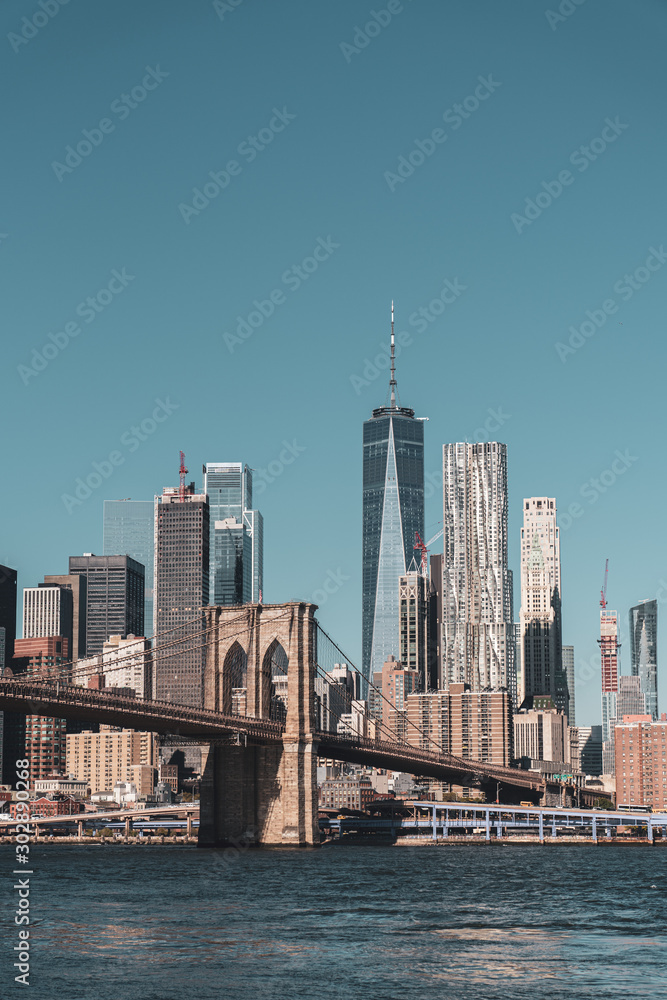 manhattan skyline from brooklyn bridge manhattan skyline from brooklyn bridge