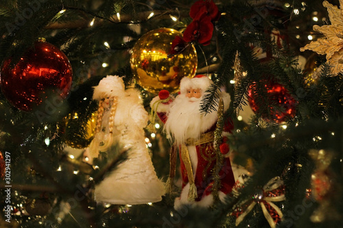  Ded Moroz and Snegurochka