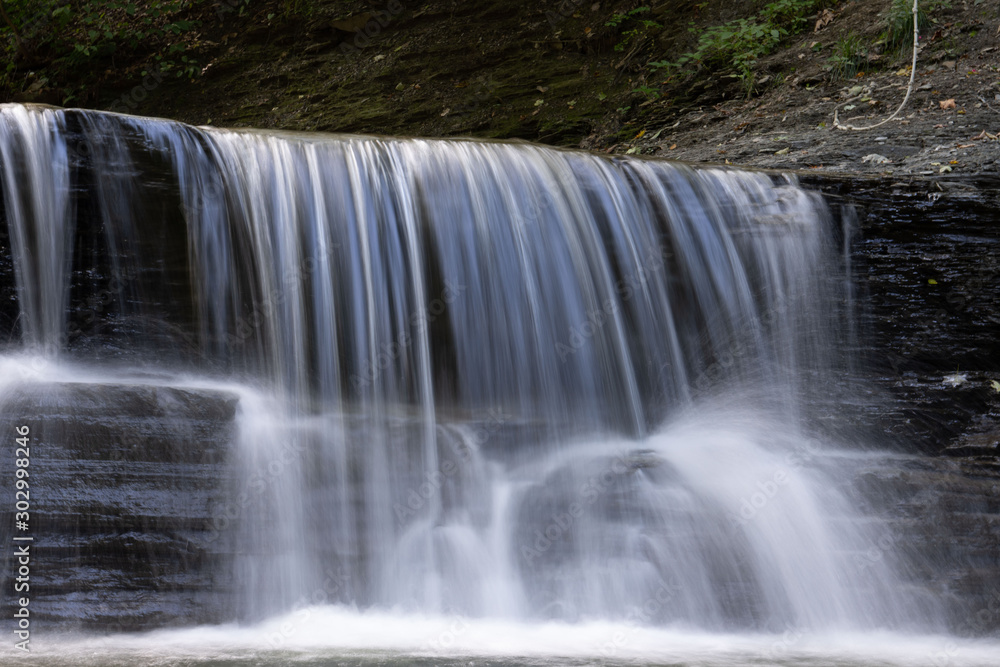 Obraz premium Waterfall in the forest